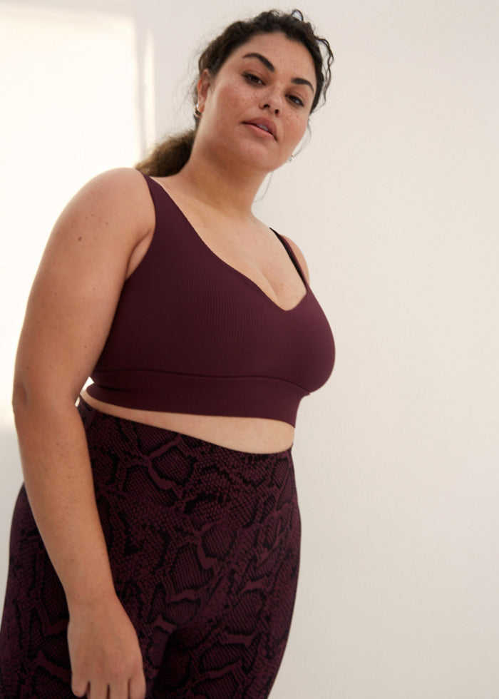 nicole bra - cherry rib | BodyLanguageSportswear | cherry  | 
why she speaks your language
Meet Nicole. Made in our buttery ‘CALI RIB’ fabric, this top gives