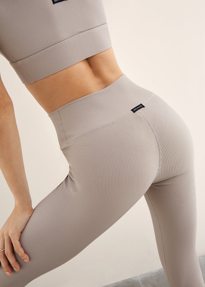 hailey legging - stone rib | BodyLanguageSportswear | stone  | 
why she speaks your language
Our signature cut in our softest fabric, Hailey is the legging that do