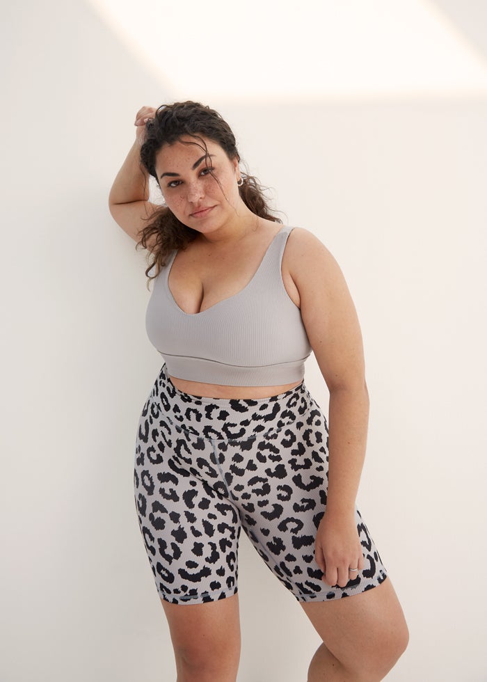 hailey biker - cheetah rib | BodyLanguageSportswear | stone cheetah  | 
why she speaks your language
Our classic cut now comes in a biker for when climate calls for cooler